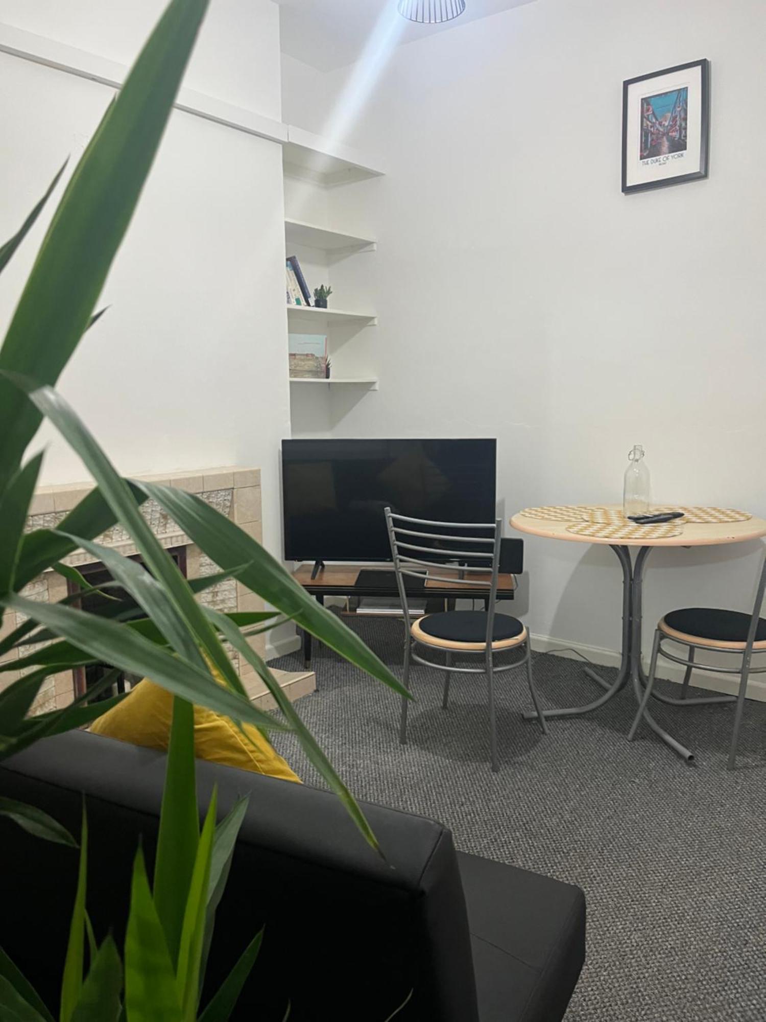 Loganberry Apartment ベルファスト エクステリア 写真